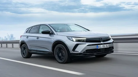 Opel Grandland Ultimate Hybrid 145k Automat